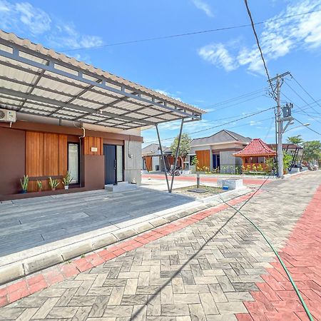 Banguntapan Permai B7 Homestay Jogja Gondowulung Exterior photo