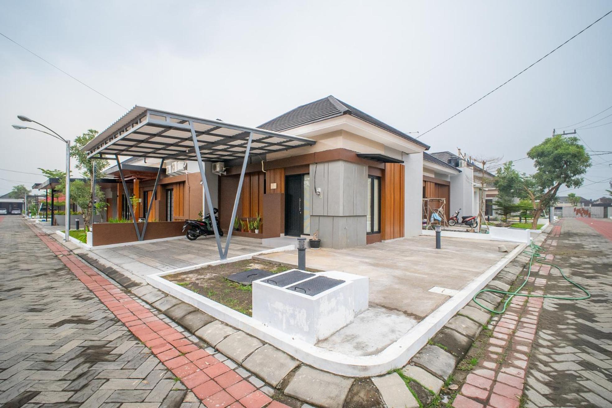 Banguntapan Permai B7 Homestay Jogja Gondowulung Exterior photo
