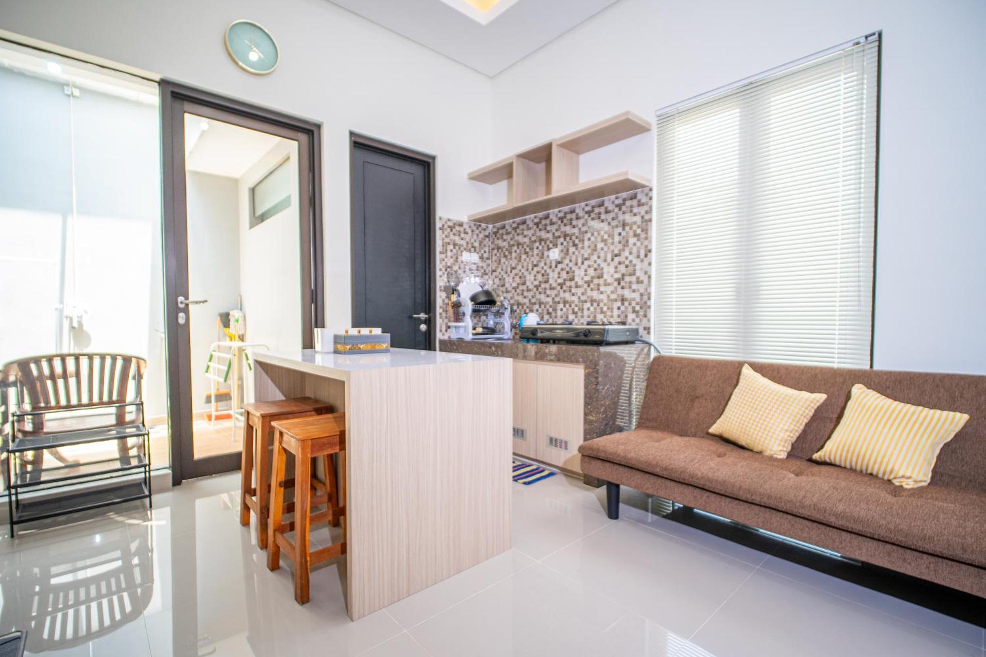 Banguntapan Permai B7 Homestay Jogja Gondowulung Exterior photo