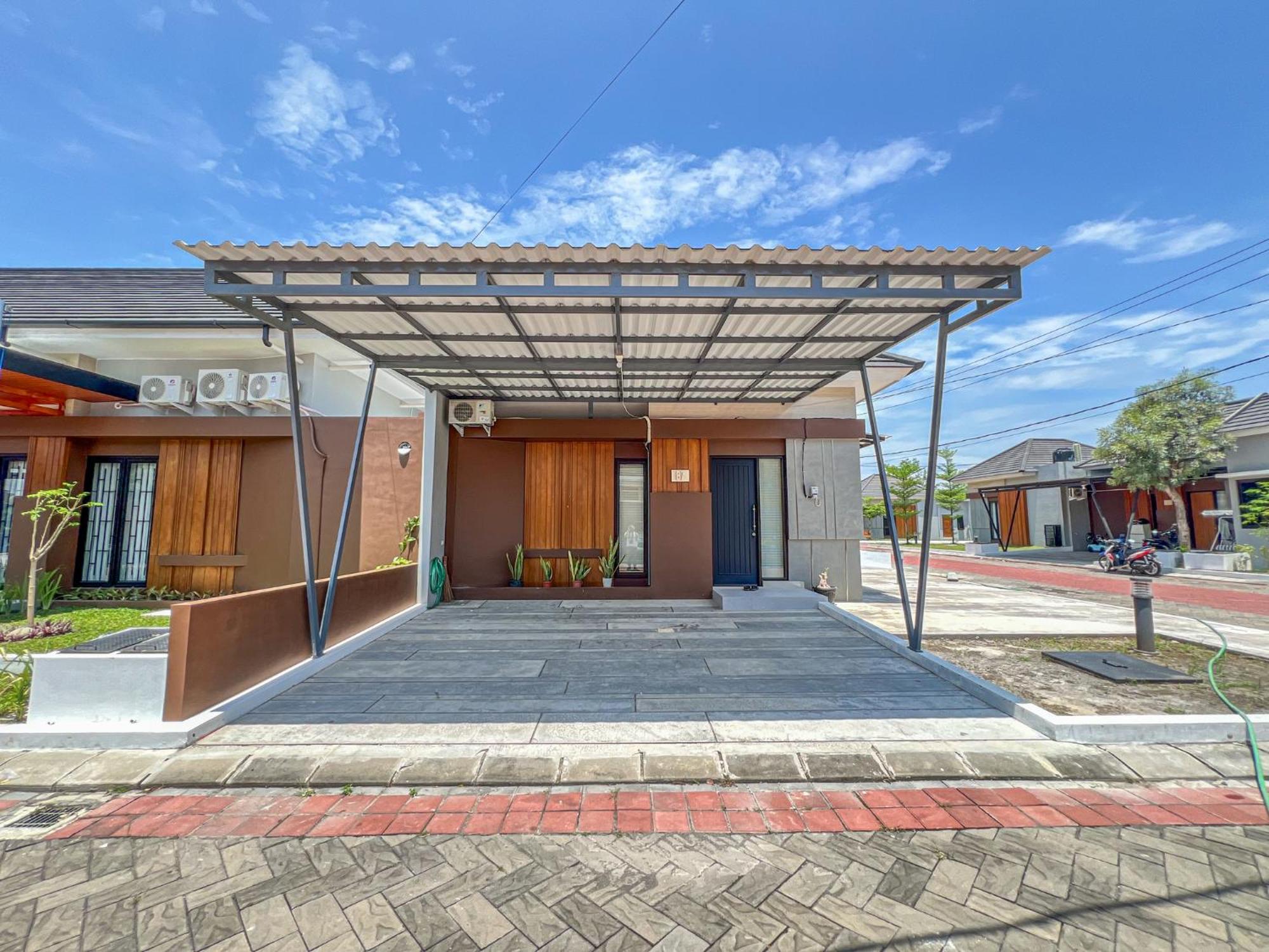 Banguntapan Permai B7 Homestay Jogja Gondowulung Exterior photo
